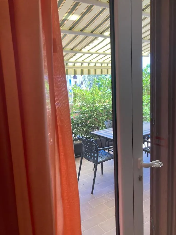 Il Paguro Apartment Giardini Naxos Con Piscina Condominiale